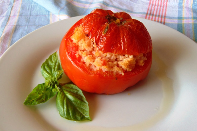 Tomates Rellenos De Cuscús