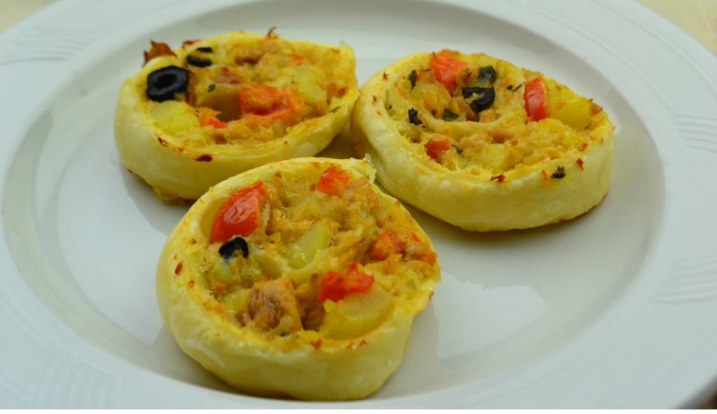 Rollo de hojaldre de atún