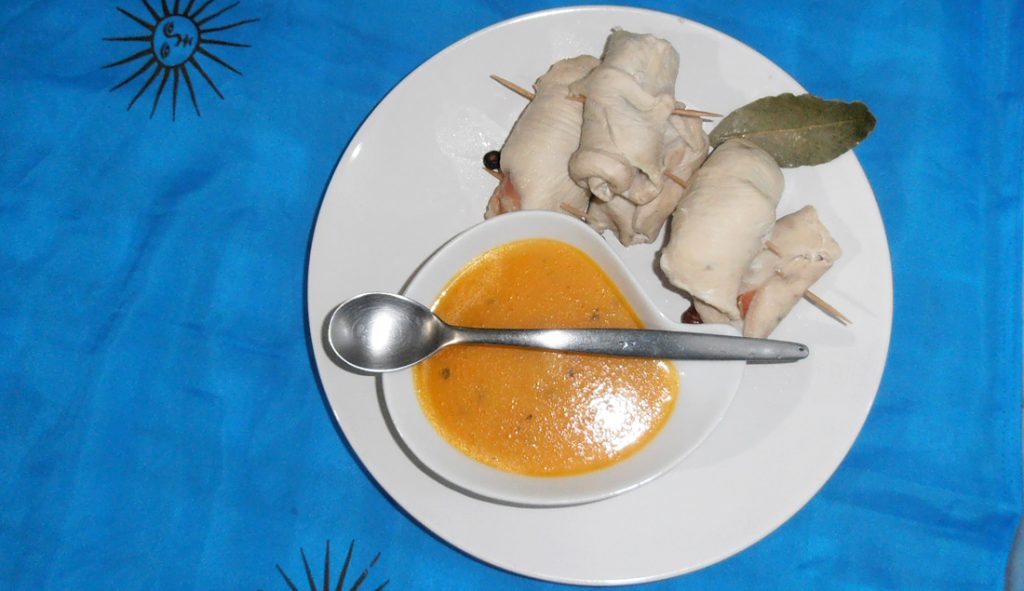 Thermomix varoma rollitos de pollo con salsa de zanahoria