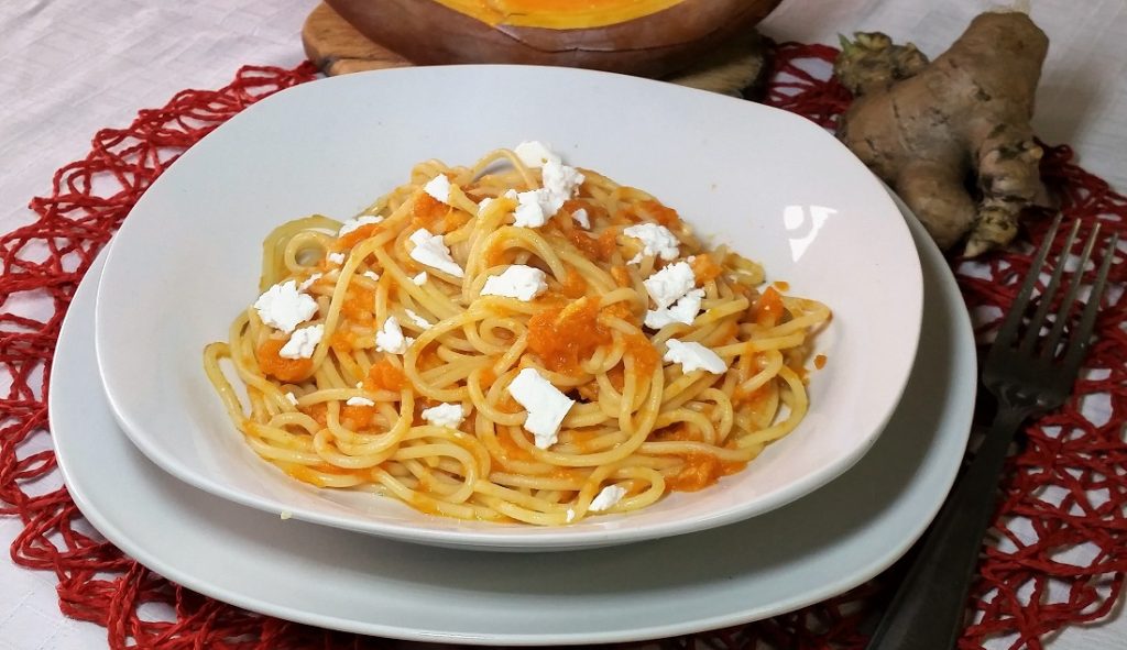 Espaguetis con calabaza y jengibre
