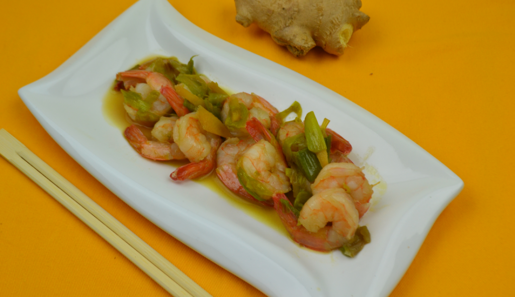 Camarones con puerros y jengibre
